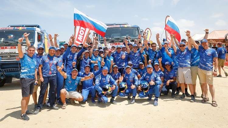فريق "كاماز- ماستر" الروسي يتوج بطلا لرالي داكار 2019 للشاحنات