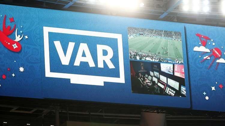 تقنية ال"VAR" تقلب تأخر فيورنتينا لفوز مثير في الدوري الإيطالي