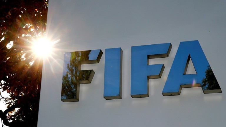 الاتحاد الدولي يجري تغييرات جديدة على قوانين كرة القدم