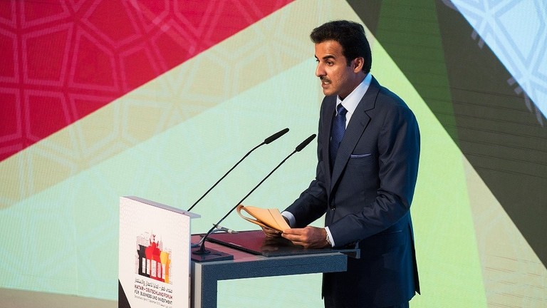 أمير قطر يهنئ إيطاليا على فوزها باستضافة الألعاب الأولمبية الشتوية 2026