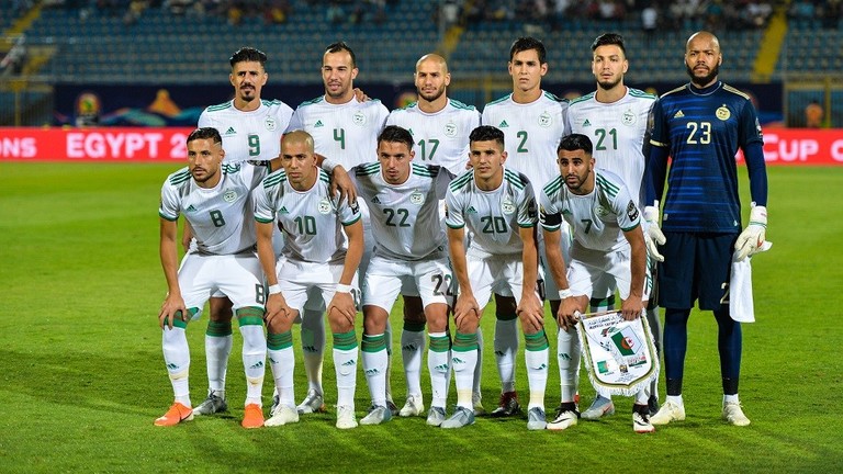 التشكيلة الرسمية لمباراة الجزائر والسنغال