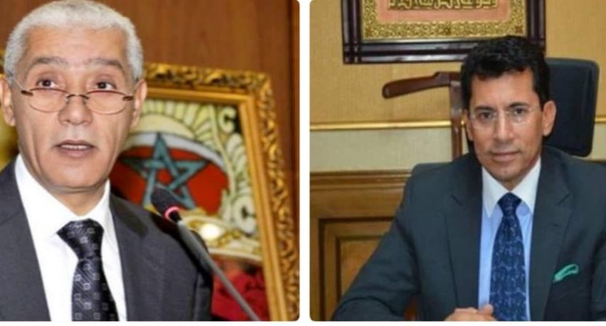 وزير الرياضة المصري قدم اعتذارا للطالبي العلمي حول “خطأ الفيديو” ورافقه لمباراة “الأسود”
