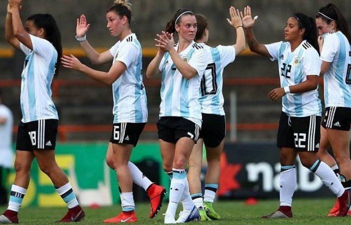 استقبال مفاجئ لسيدات الأرجنتين رغم توديع مونديال فرنسا مبكرا