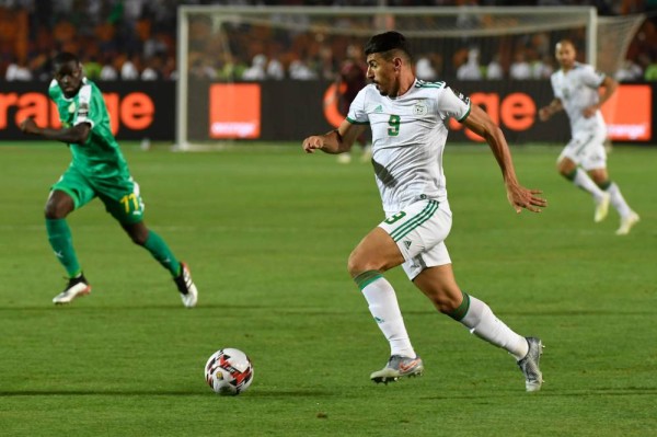 هدف بغداد بونجاح في السنغال يدخل تاريخ كأس أمم إفريقيا