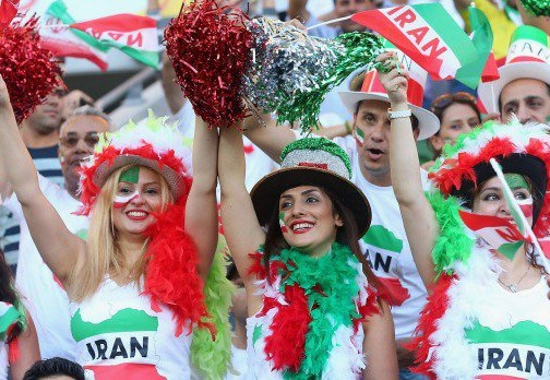 رسميا.. إيران تسمح بحضور النساء في مباراة كمبوديا