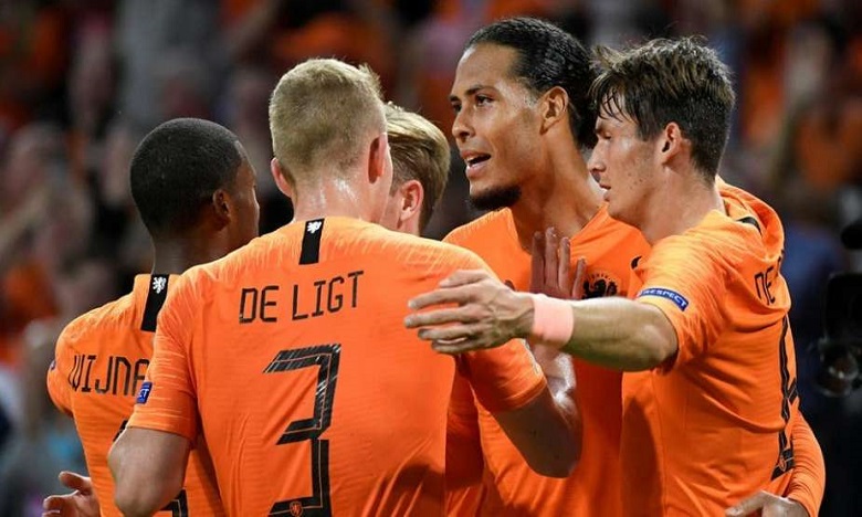 المنتخب الهولندي يتجاوز فخ روسيا البيضاء