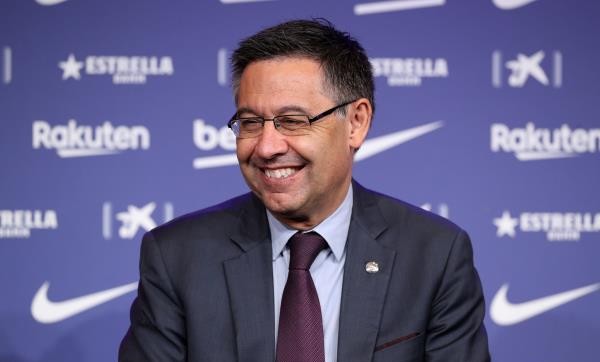 رئيس برشلونة يكشف مصير مباراة الكلاسيكو