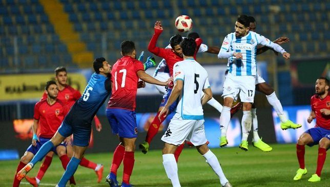 الأهلي يهزم بيراميدز في قمة الدوري المصري