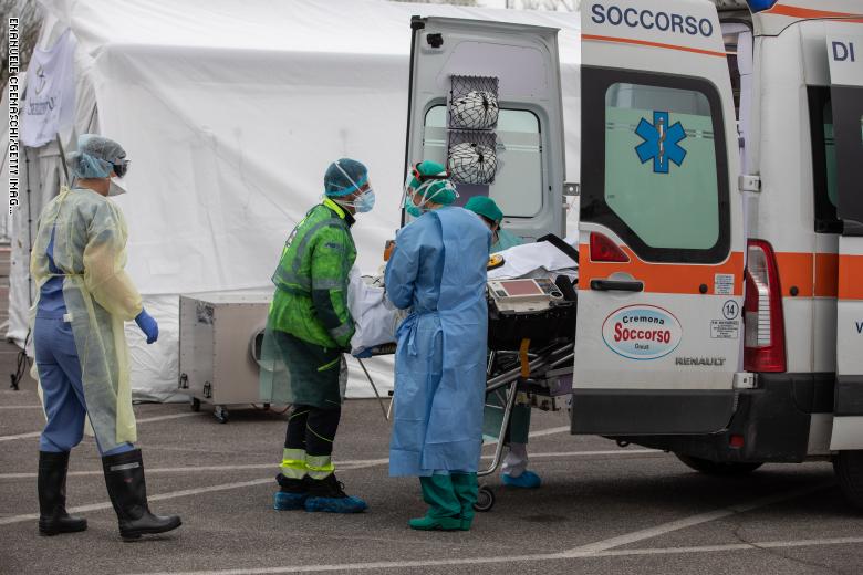 انخفاض في وتيرة الإصابات بفيروس "كورونا" في إيطاليا