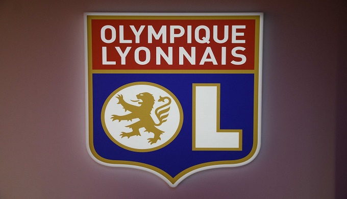 ليون يواصل المطالبة باستئناف الدوري الفرنسي