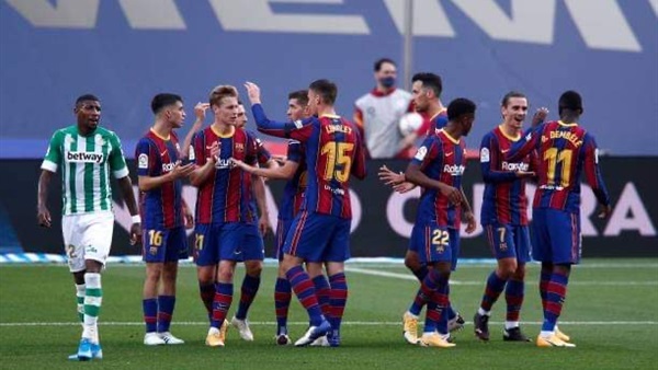 برشلونة يصعد لاعبان شابان لتداريب الفريق