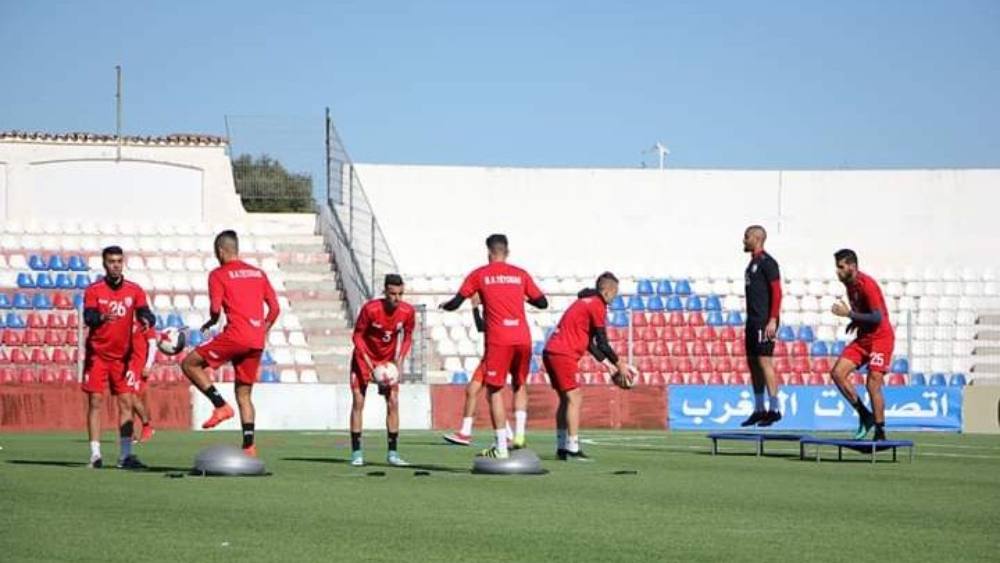 المغرب التطواني يضع مدافعا سابقا في ريال مدريد قيد الاختبار