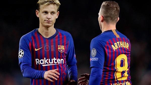 13 لاعبا من برشلونة يطمحون للقبهم الأول مع النادي