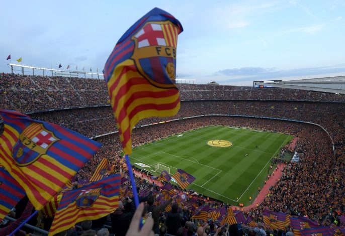 برشلونة يبحث عن قرض لتسديد رواتب لاعبيه