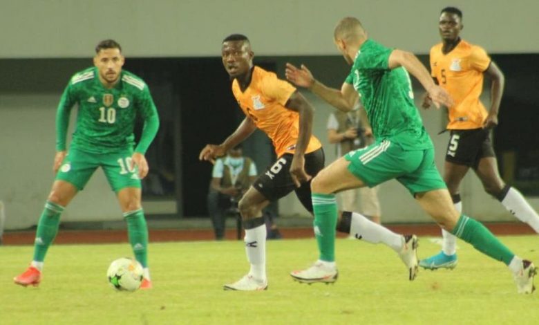 الجزائر تتعادل مع زامبيا وتتأهل رفقة زيمبابوي لنهائيات كأس افريقيا