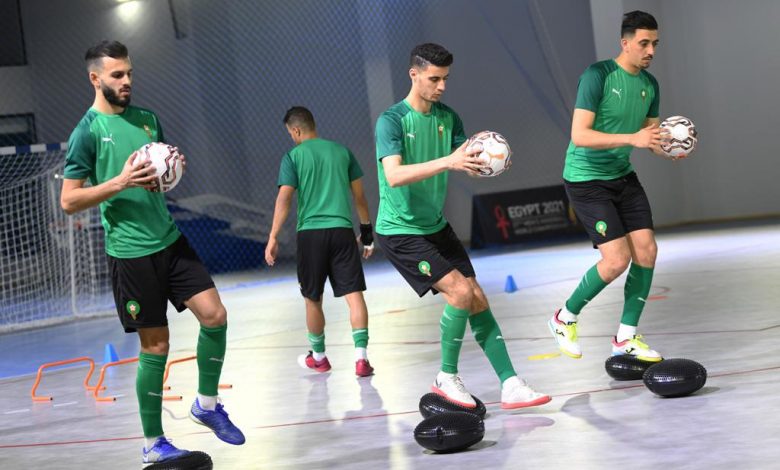تصريحات لاعبي المنتخب الوطني لكرة القدم داخل القاعة قبل مواجهة الإمارات