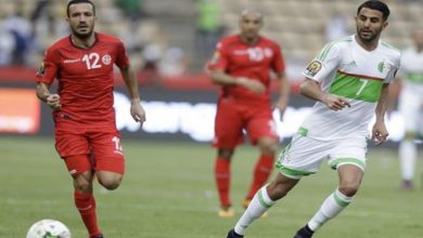 الجزائر تفوز وديا على تونس بثنائية على أرضية رادس