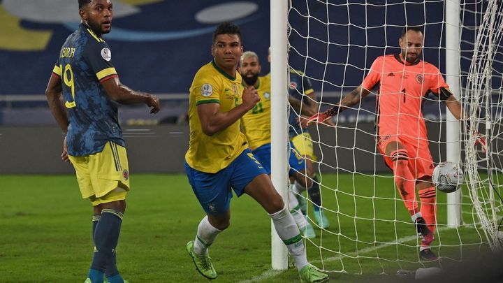 البرازيل تحقق فوزا صعبا على كولومبيا في كوبا أمريكا