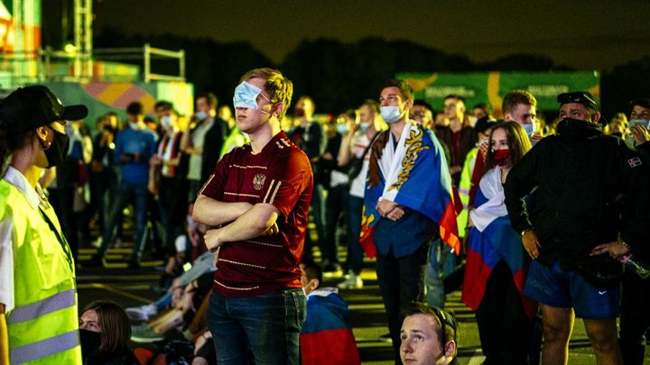 إغلاق منطقة مشجعي كأس الأمم الأوروبية في موسكو بسبب كورونا