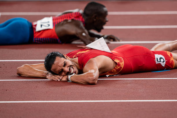 بعدما تنكر لمغربيته.. العداء محمد كثير يحل متأخرا في نهائي 5000 متر ويفشل في منح الميدالية لإسبانيا