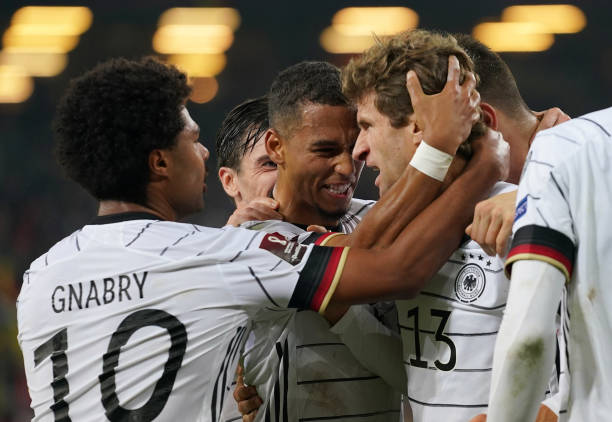 ألمانيا تحقق فوزا شاقا أمام رومانيا في تصفيات المونديال