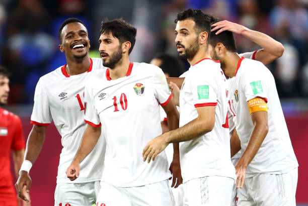 الأردن تقسو على فلسطين بخماسية وترافق المغرب إلى ربع نهائي كأس العرب