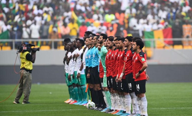 رئيس الانضباط بالكاف يستبعد إعادة لقاء مباراة مصر والسنغال
