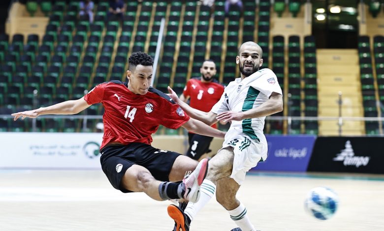 الجزائر تخسر مباراتها الثانية أمام مصر في كأس العرب لكرة القدم داخل القاعة
