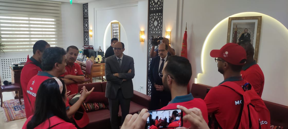 بالصور.. السفير المغربي بتونس يستقبل الوفد الاعلامي المغربي المطرود من الجزائر