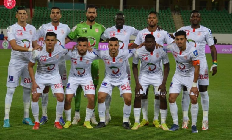 رسميا.. لاعب حسنية أكادير ينتقل إلى الدوري الجزائري