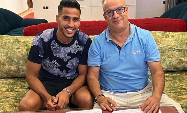 مولودية الجزائر يعترض على انتقال لاعبه للرجاء الرياضي