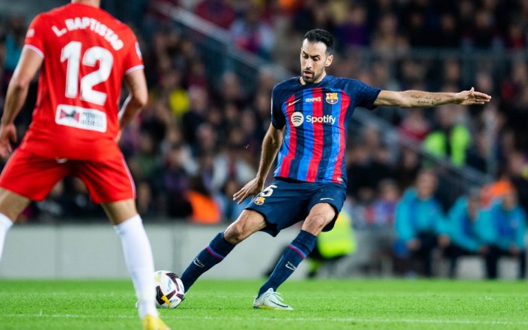 برشلونة يفوز على ألميريا في وداعية بيكيه