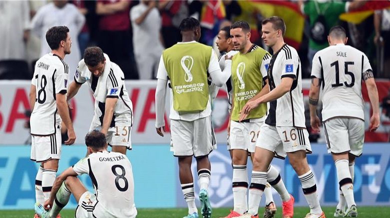 لاعبو ألمانيا يطلبون المساعدة من منتخب اسبانيا!