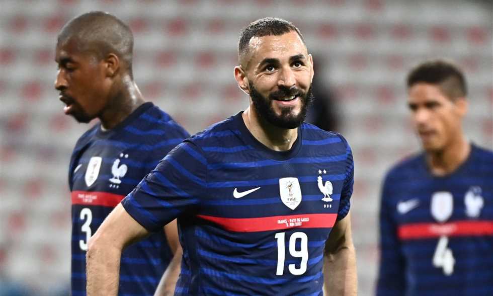 بنزيما خارج المونديال بسبب الاصابة