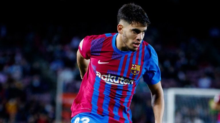 من بينها عرض من دورتموند... برشلونة يرفض التفريط في الزلزولي