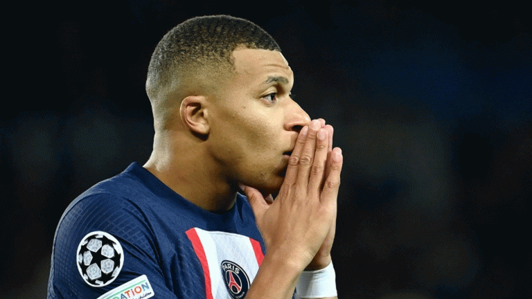 إبراهيموفيتش: يهاجم إدارة باريس بسبب مبابي