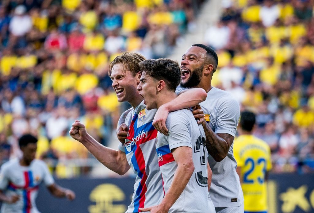 برشلونة يخطط لفسخ عقد ديباي