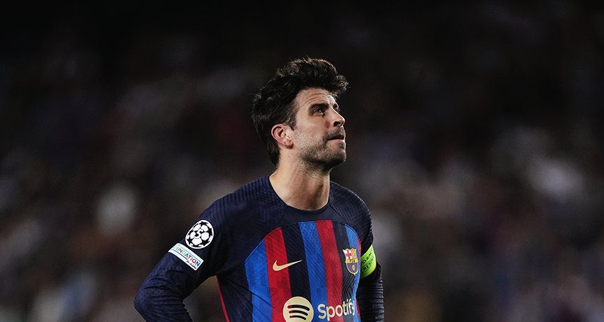 توقيف بيكيه لثلاث مباريات رغم اعتزاله