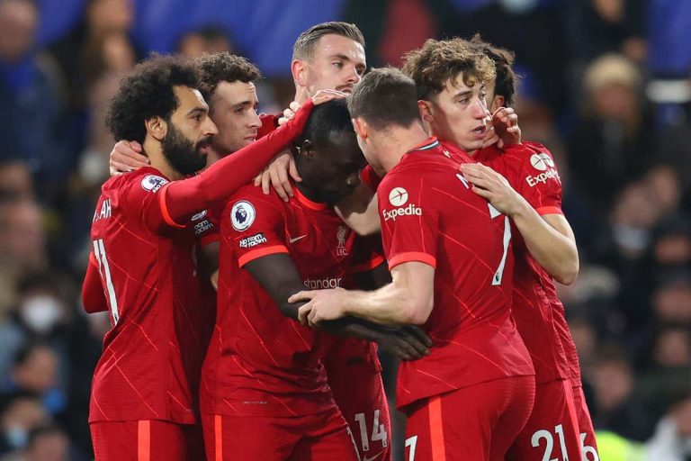 مالك ليفربول يعرض النادي للبيع