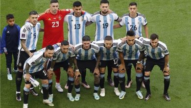 الطاقم التقني للمنتخب الأرجنتيني يعاقب اللاعبين بعد الهزيمة أمام السعودية