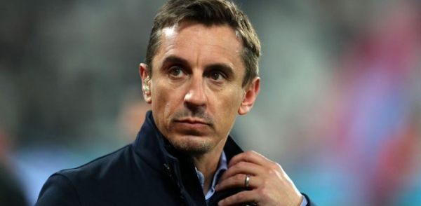 نيفيل يهاجم رونالدو ويتهمه بالكذب نيفيل يهاجم رونالدو ويتهمه بالكذب