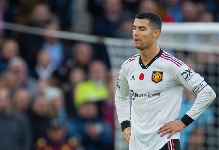 المان يونايتد يرد على تصريحات كرستيانو رونالدو المان يونايتد يرد على تصريحات كرستيانو رونالدو