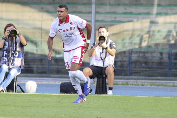 شديرة حبيس مقاعد البدلاء مع باري قبل الالتحاق بمعسكر أسود الأطلس