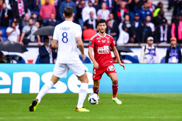 داري حبيس مقاعد البدلاء للمباراة الثانية على التوالي