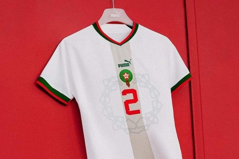 المنتخب الوطني يرتدي القميص الأبيض أمام بلجيكا