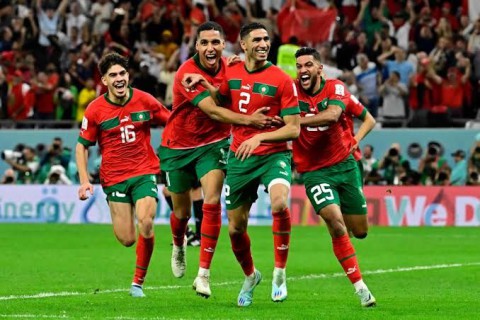 اسود الأطلس يواجهون ديكة فرنسا وعينهم على نهائي الحلم