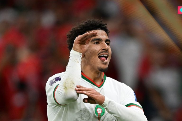 تضامن واسع للمغاربة مع زكرياء أبوخلال وإشادة كبيرة بأخلاقه العالية