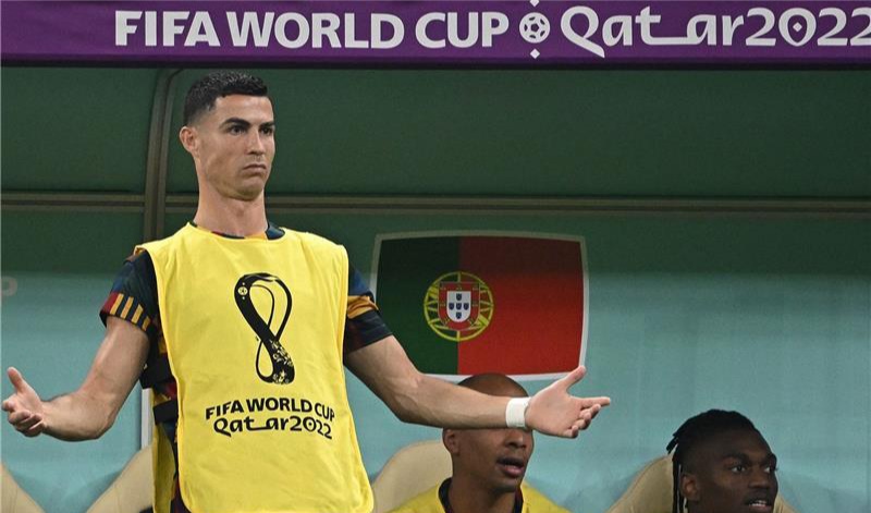 رونالدو هدد بمغادرة معسكر البرتغال