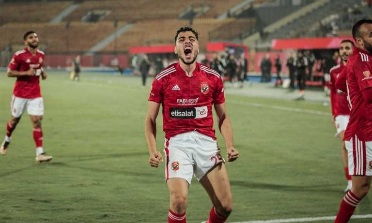 الأهلي المصري يعلن إصابة لاعبه أكرم توفيق بقطع في الرباط الصليبي