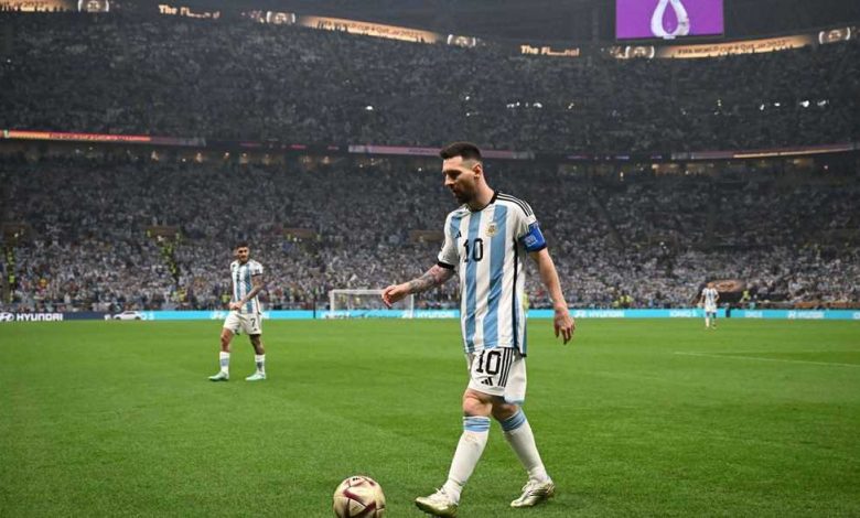 ميسي ينال جائزة أفضل لاعب في كأس العالم ميسي ينال جائزة أفضل لاعب في كأس العالم